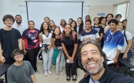 ESCOLA PROFISSIONALIZANTE - AULA 04.10.25